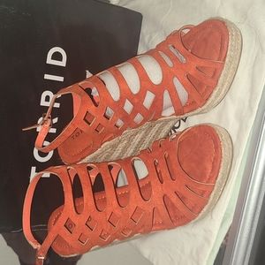 Torrid burnt orange wedges